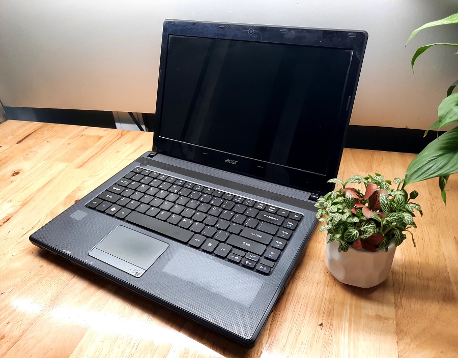 Laptop Acer Aspire 4349 core I3